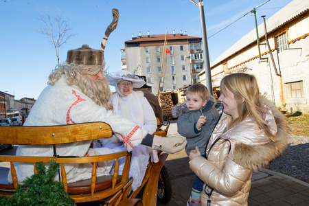 praznični sejem in prihod dedka mraza (64)